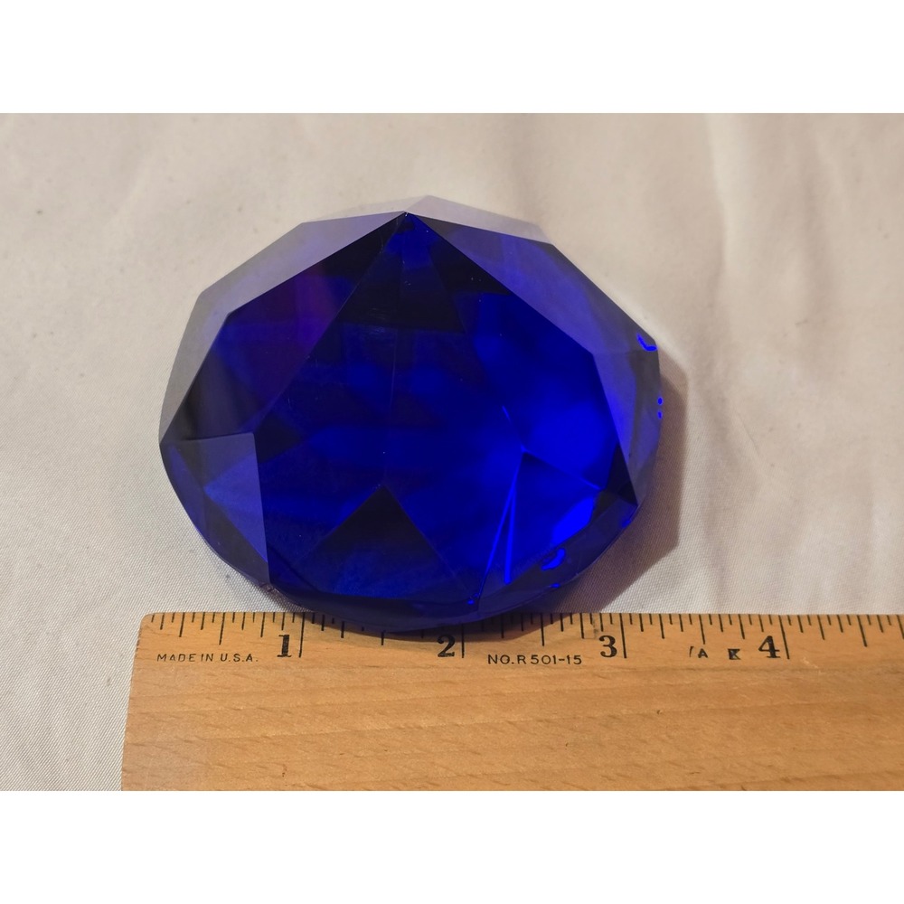 Oleg Cassini Cobalt Blue Crystal Diamond Paperweight Faceted Glass Decor 3 Inch